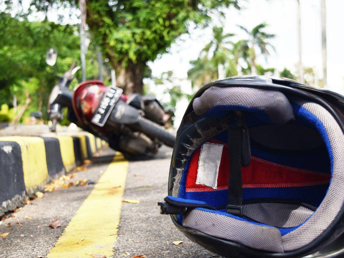 Motorcycle-accident-personal-injury-lawyers[1]